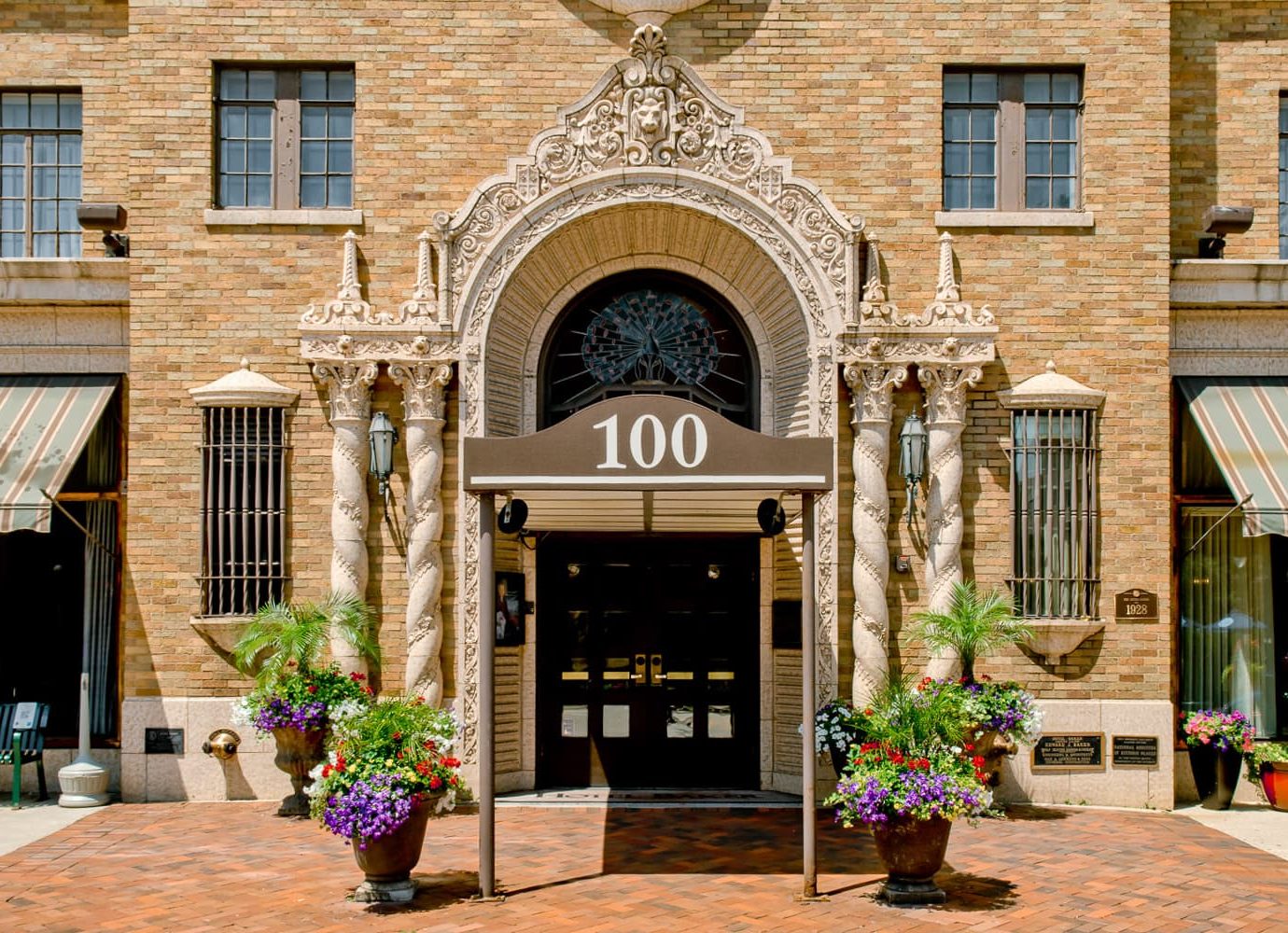 Front entrance of Hotel Baker in St. Charles, Illinois