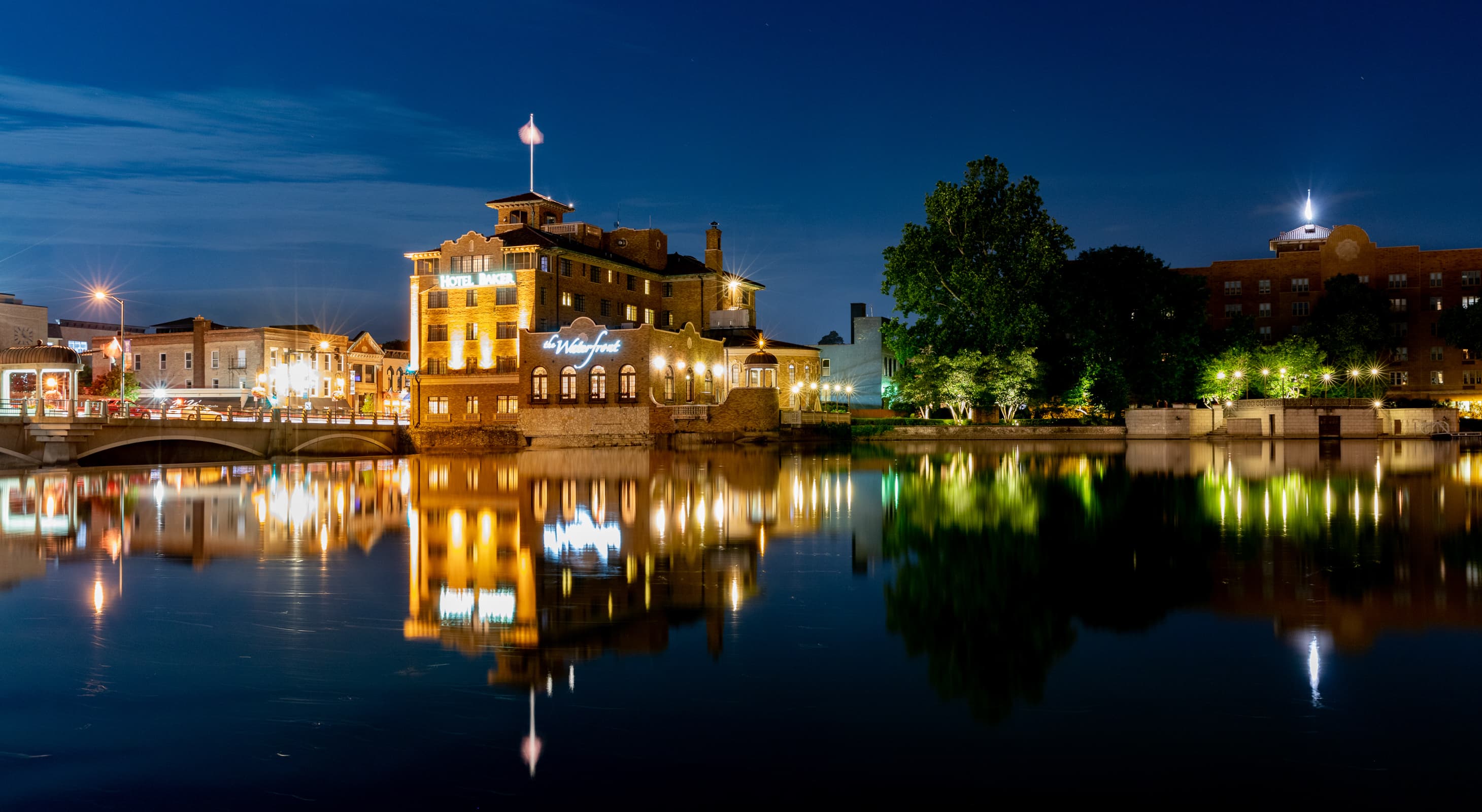 Hotel Baker along the Fox River at night